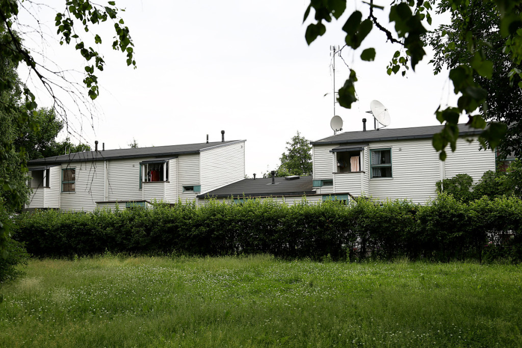 Puunaulankuja 1 julkisivu